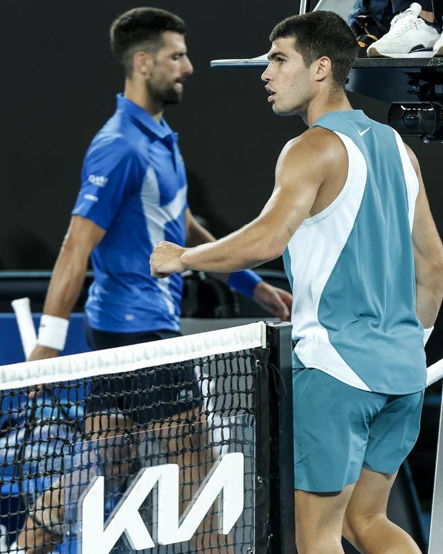 年终总决赛鏖战澳网，阿尔卡拉斯带队取胜