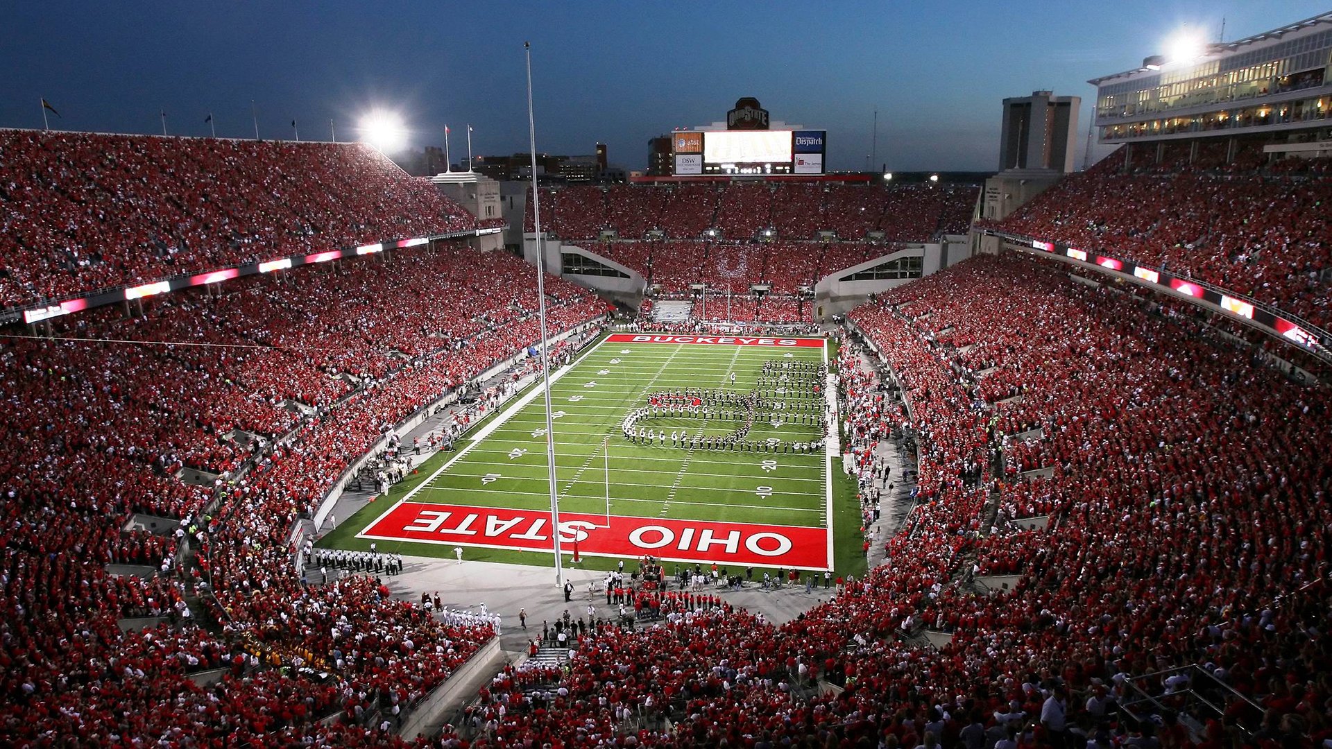 红黑风暴席卷南美，AC米兰式防守绞杀哥伦比亚，C罗化身终局之王