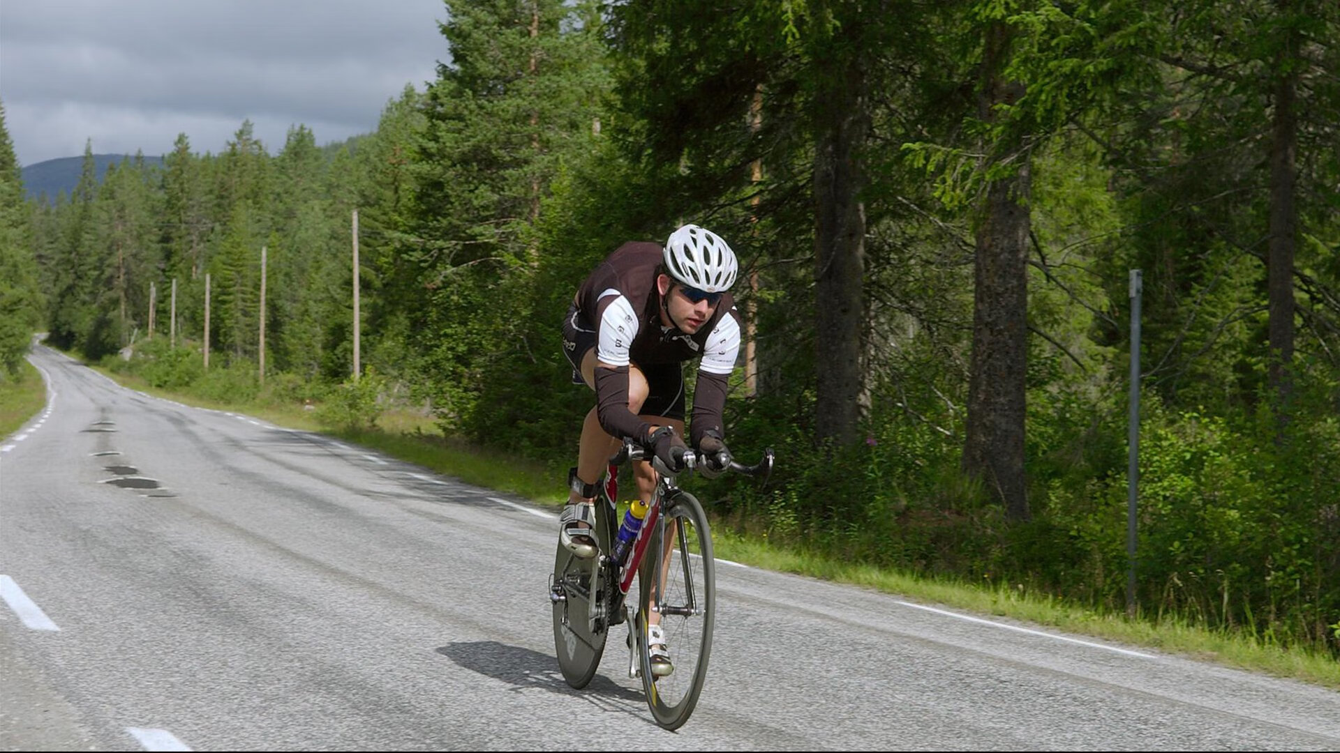 欧冠半决赛之夜，约基奇用实力证明自己，当欧洲心脏为篮球而跳动
