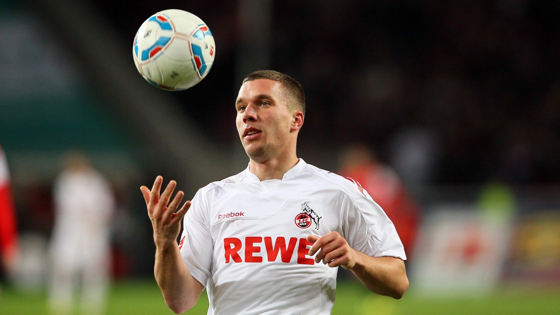 美加墨世界杯焦点战，威尔士碾压AC米兰，足球版图的裂变与重生